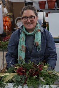 Fresh Christmas Centerpiece Workshop DEC 21 - image 2